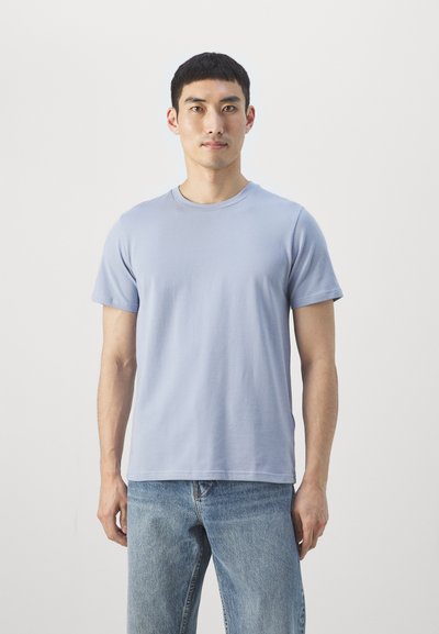 Filippa K STRETCH TEE - Basic póló - faded blue