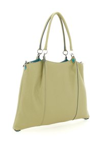 Borsa a mano morbida in pelle verde con doppie maniglie superiori, chiusura con zip e interno blu a contrasto. Presenta dettagli di cuciture sottili.