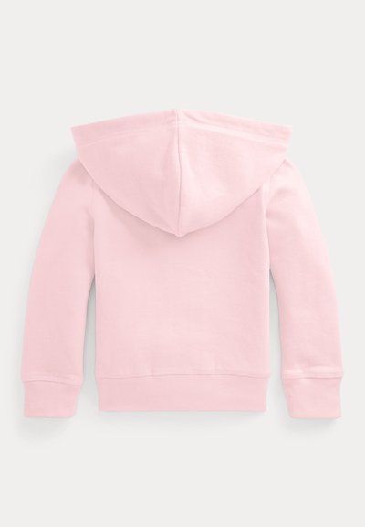 Lichtroze hoodie, gemaakt van zacht katoen, met een ontspannen pasvorm, lange mouwen en een diepe capuchon. Eenvoudig ontwerp zonder zichtbare logo's of patronen.