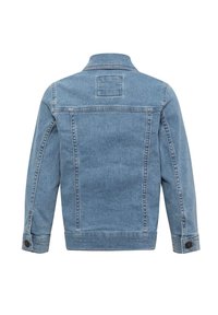 Denimjacka i ljusblått, med klassisk krage, långa ärmar och knäppning vid ärmslut. Bakvy som visar sömmar och en rektangulär lapp.