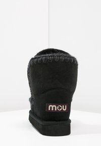 Mou Kotníkové boty - black
