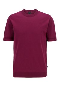T-shirt a maniche corte BOSS in un profondo bordeaux, collo rotondo, tessuto morbido, colletto e polsini a coste, orlo dritto, senza loghi o motivi visibili.