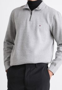 Tommy Hilfiger Sudadera - mottled grey
