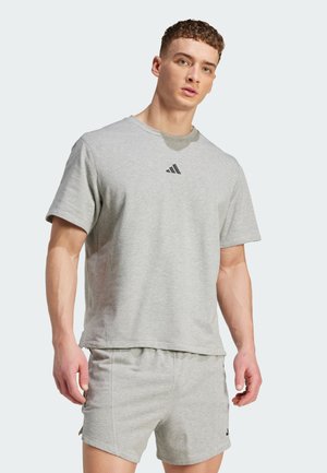adidas Performance TEE - Print T-shirt - medium grey heather