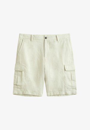 Beige cargoshort met knoop en ritssluiting aan de voorkant, twee zijzakken en twee grote klepzakken op elke dij.