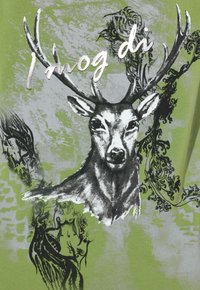 Camisa verde con una ilustración de un ciervo en blanco y negro, rodeada de patrones ornamentales y la frase "Te amo" en plata.