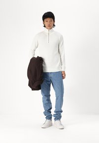 Jack & Jones JJPANNEL HALF ZIP  - Trui - cloud dancer