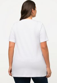 Ulla Popken Jednoduché tričko - white