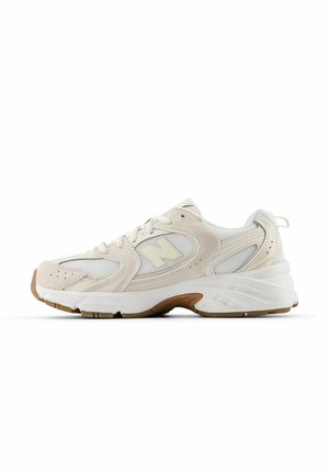 GR530 - Sneakers laag - bisque linen