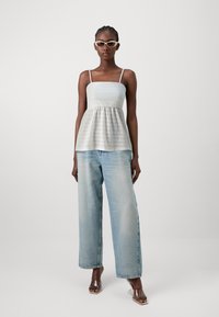 Pieces PCSULLY PEPLUM STRAP - Viršus - bright white