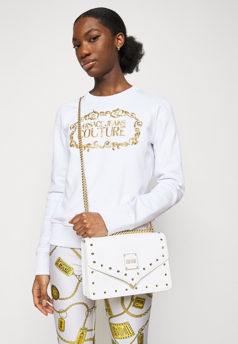 Versace Jeans Couture STUDS REVOLUTION CROSSBODY Umhängetasche