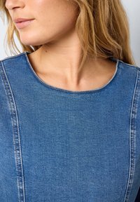 Noisy May NMPELLA DRESS - Τζιν φόρεμα - medium blue denim