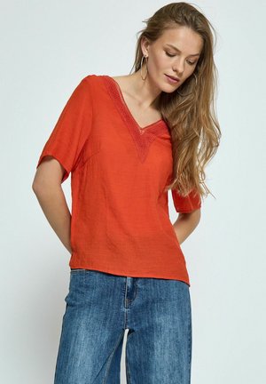 MILA SHORT SLEEVE - Blusa - red clay