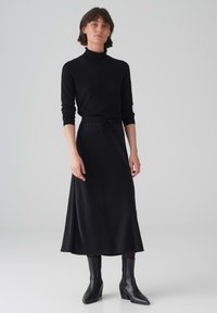 OPUS A-lijn rok - black