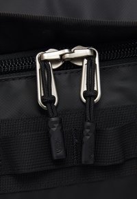 The North Face BASE CAMP DUFFEL - XL - Sporttáska - black/white