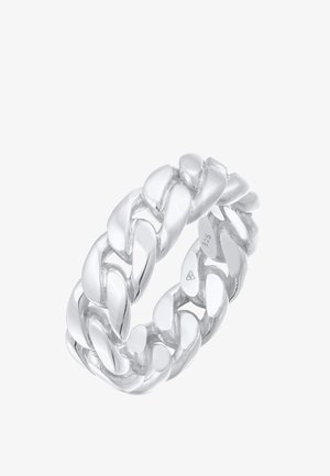 Zilveren chunky kettingring met in elkaar verknopte schakels, een gladde, gepolijste structuur en een glanzende afwerking. Gemerkt met "925" voor sterling zilver.