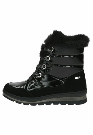 Bottes d'hiver noires avec une finition laquée brillante, col en fausse fourrure, lacets à l'avant, design texturé et semelle en caoutchouc légèrement surélevée.