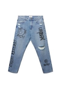 Jeans in denim di un blu chiaro con dettagli strappati e testo in stile graffiti nero, che include faccine sorridenti e frasi, sulla parte anteriore.