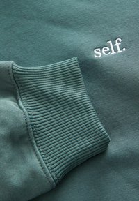 Non selezionato, teal blue