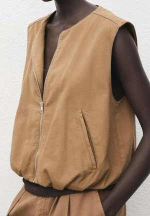 Vest - brown