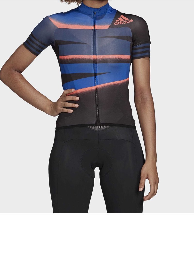 Krátký rukáv cyklistický dres v černé barvě s modrým a růžovým pruhovaným vzorem, s předním zipem a logem Adidas na rameni.