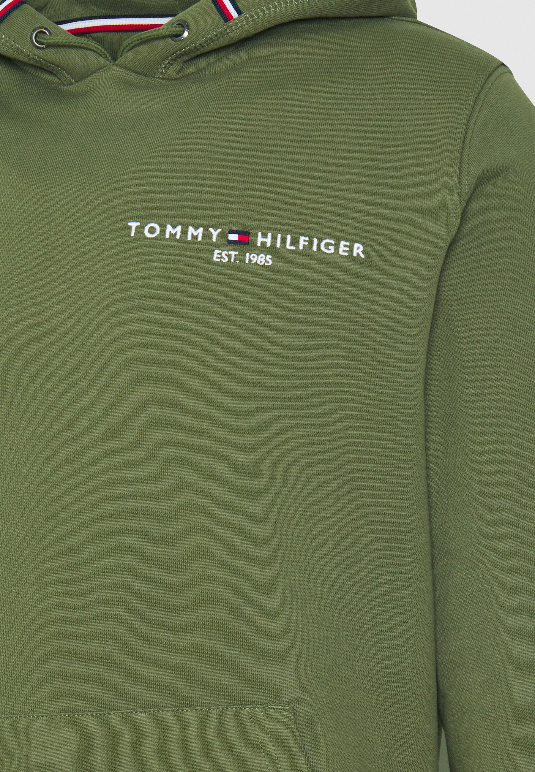 tommy hilfiger small logo hoodie