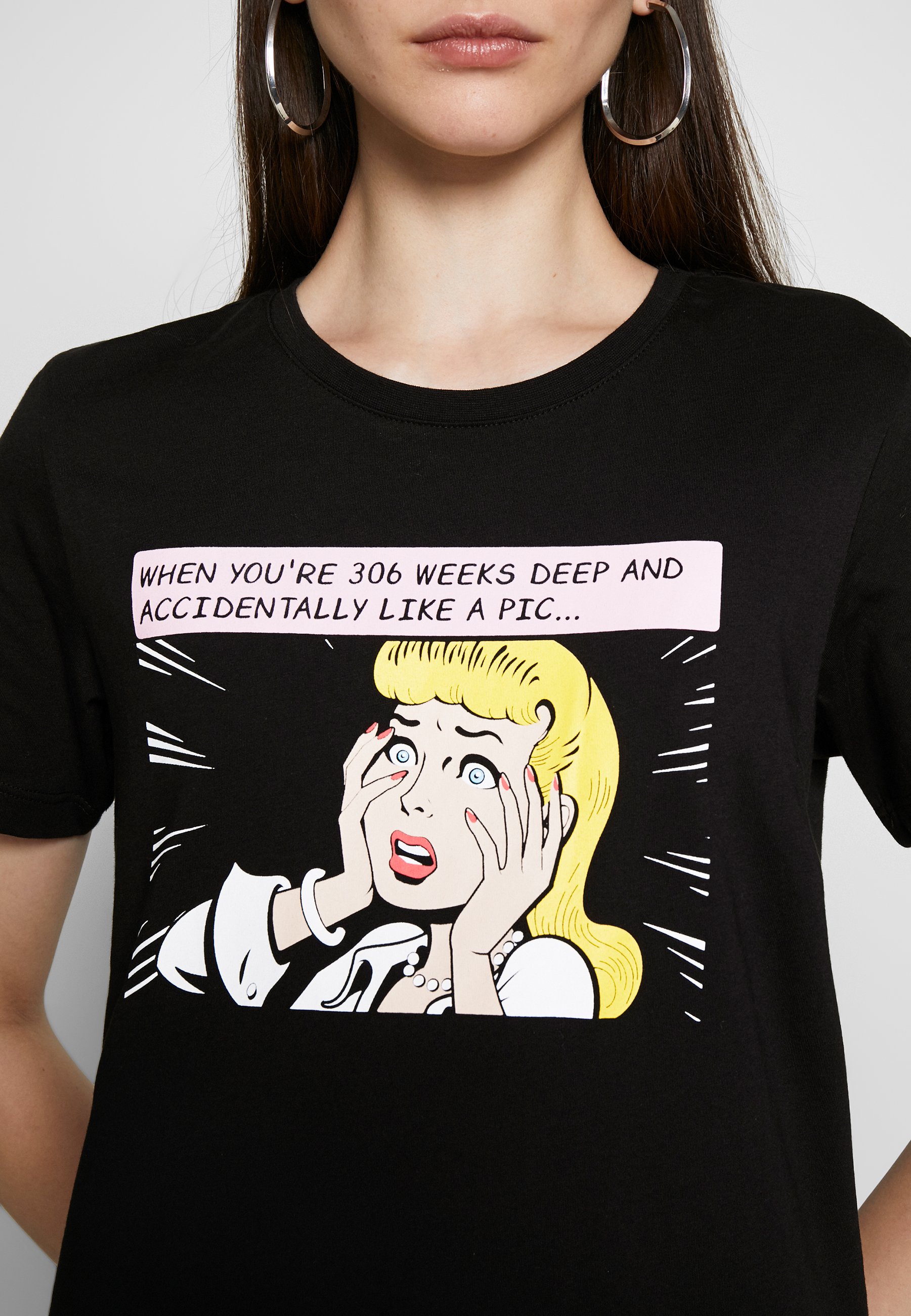 Even&Odd HATTIE POP ART T shirts med print black Even&Odd HATTIE POP ART - T-shirts med print - black