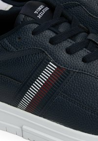 Tommy Hilfiger SUPERCUP STRIPES TUMBLED  - Sneakers basse - desert sky