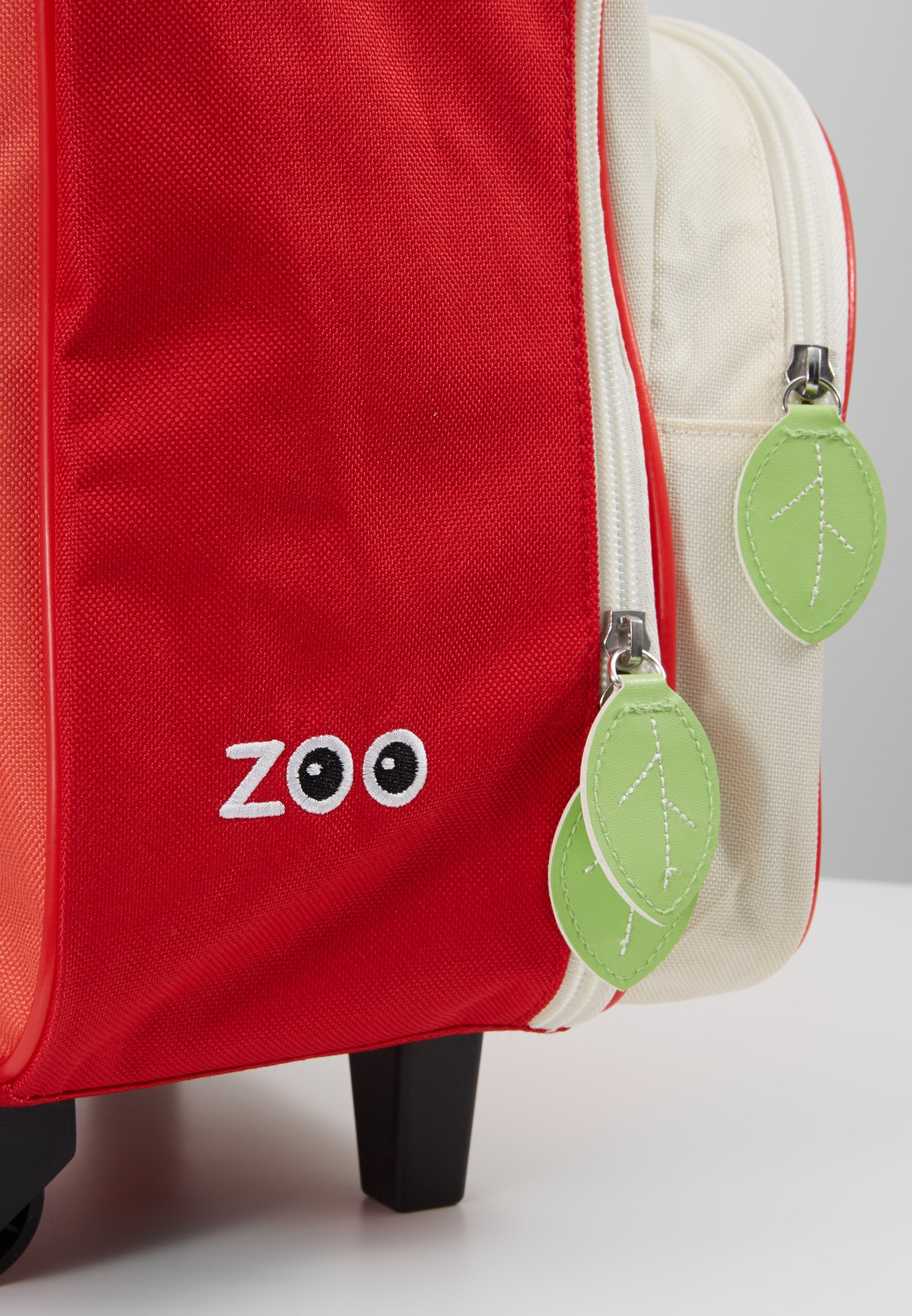 skip hop zoo trolley