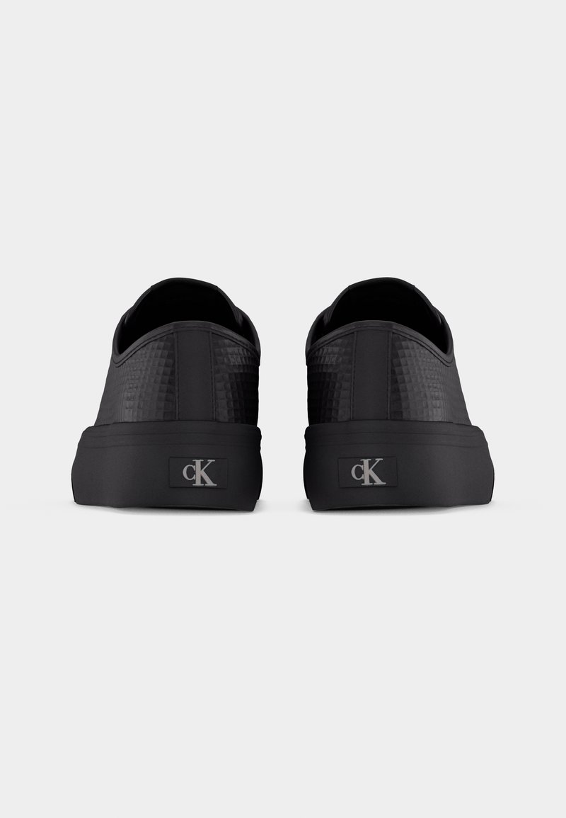 Calvin Klein LACE UP - Tenisky - triple black
