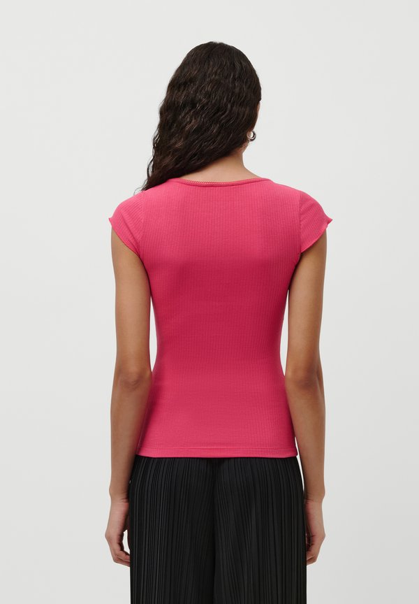 ASYA - Basic T-shirt4