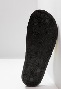 EA7 Emporio Armani VISIBILITY UNISEX czarny