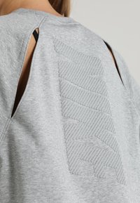 Nike Performance Sweatshirt - grey