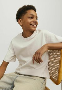 Jack & Jones Junior JJEURBAN EDGE O-NECK NOOS - Jednoduché tričko - moonbeam