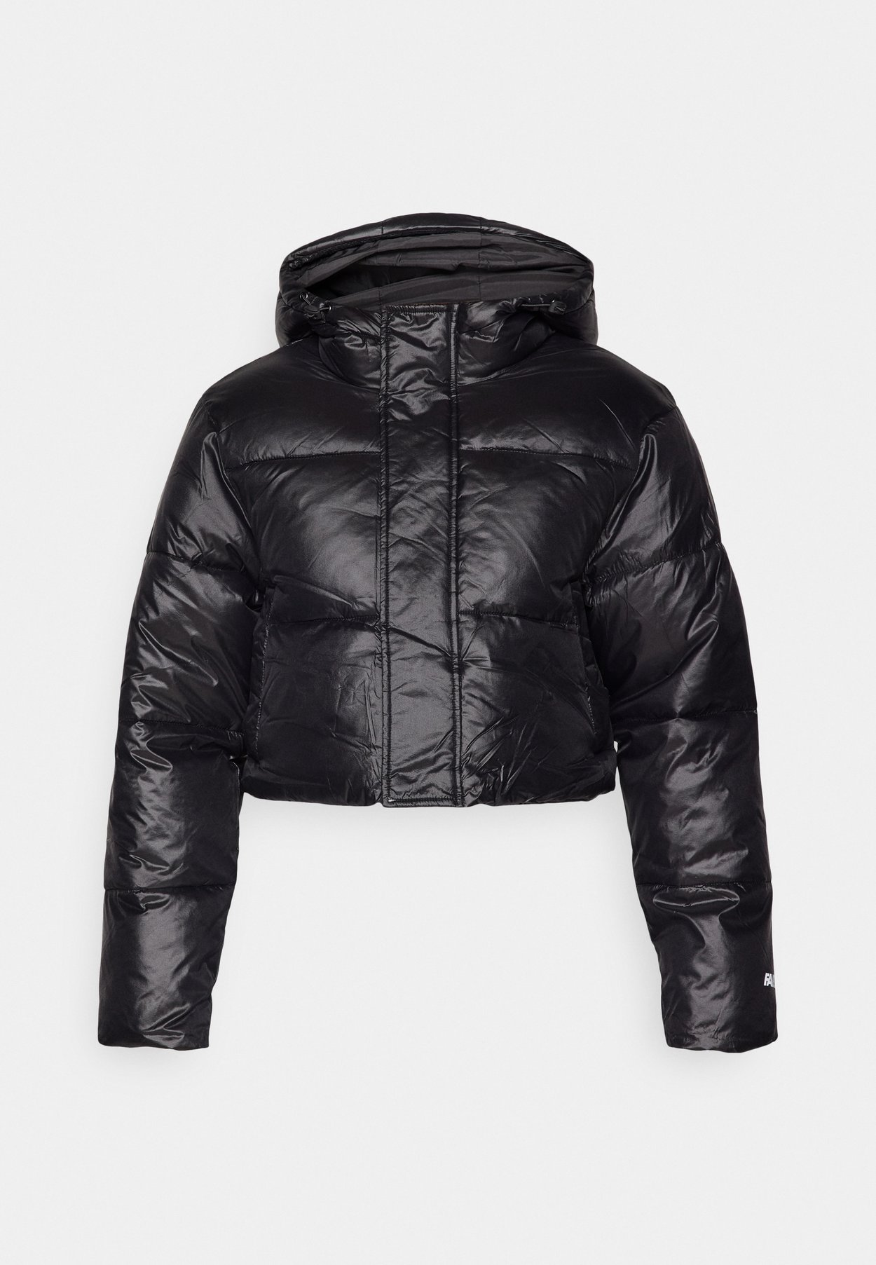 ESSENTIAL CROPPED HOODED PUFFER