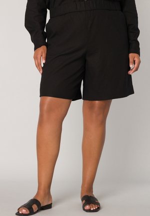 BASE LEVEL CURVY YARDAN - Shorts - black