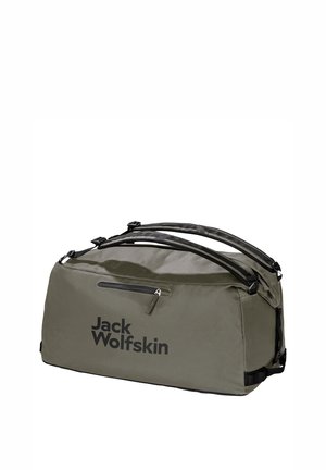 Sac de sport en tissu vert olive avec une poche zippée, des poignées doubles et des bretelles ajustables. Présente un logo noir bien en vue.