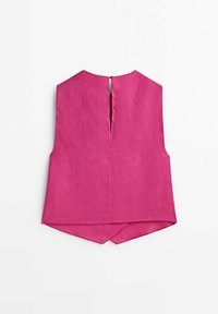 Haut sans manches fuchsia en lin avec un col montant, un détail à l'arrière en forme de goutte, et un ourlet incurvé et asymétrique.