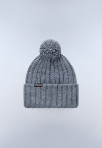 Berretto grigio lavorato a maglia con design a costine, risvolto e pom-pom sopra. Presenta un piccolo etichetta del marchio sul risvolto.