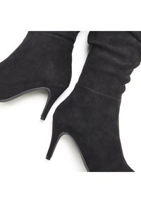 LASCANA Bottes à talons hauts - schwarz