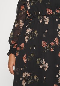 Vero Moda Curve VMSMILLA DRESS - Vapaa-ajan mekko - black
