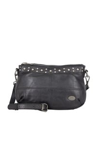 Schwarze Leder Crossbody-Tasche mit einem Reißverschluss, gepunkteten Akzenten an der Oberseite, zwei Fächern und einem verstellbaren Riemen.