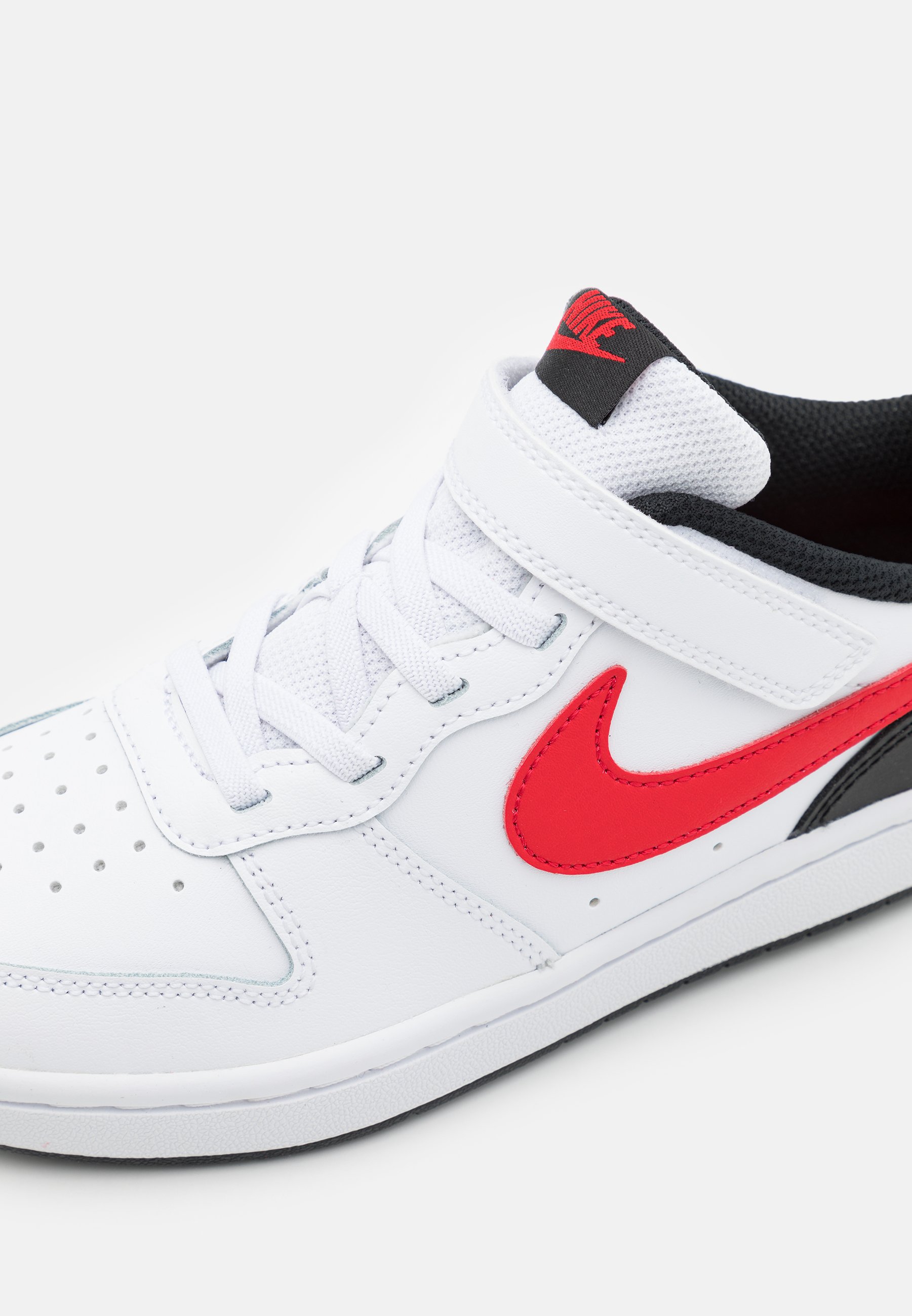 nike court borough low phantom