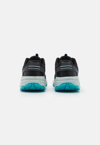 Skechers GO RUN TRAIL ALTITUDE 2.0 - Sportbačiai - black/aqua