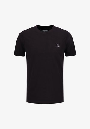 T-shirt nera a maniche corte con scollo tondo e piccolo logo bianco "C.P. Company" sulla parte sinistra del petto.