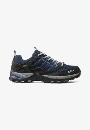 Wasserdichte Wanderschuhe mit einem Obermaterial aus navyfarbenem Mesh und schwarzen Akzenten, grauer Sohle und reflektierenden Schnürsenkeln. Entwickelt für Outdoor-Haltbarkeit und Traktion.