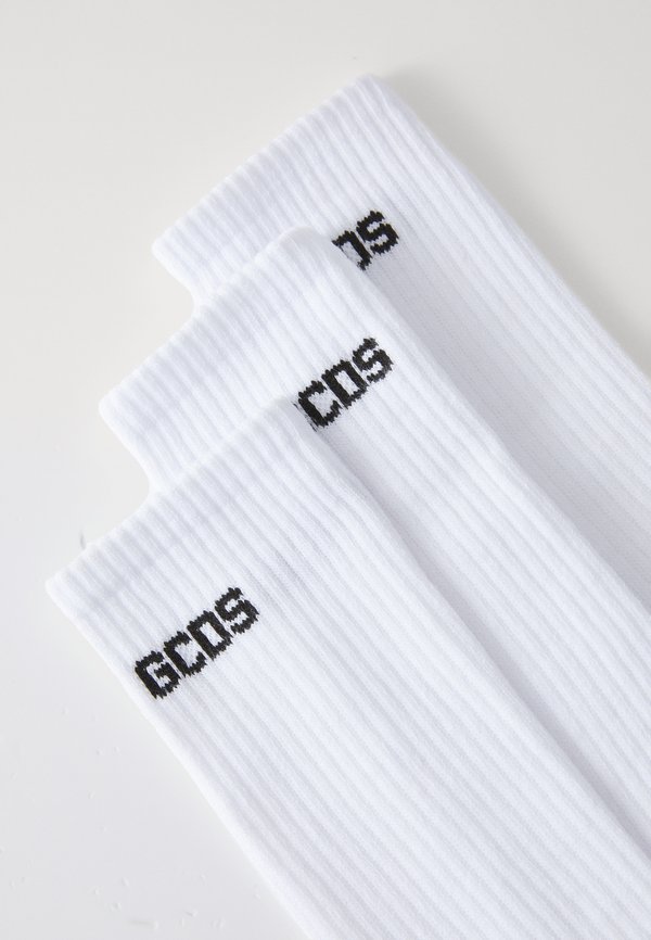 ESSENTIALS SOCKS 3 PACK - Socks2