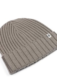 Gray knitted beanie with ribbed texture. Features a folded cuff and a small fabric tag on the side. Soft, elastic material for comfort.