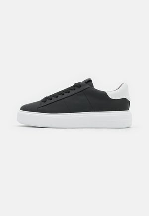 Sneakers laag - black