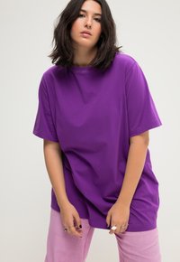Studio Untold LONGLINE - T-shirt basic - plum